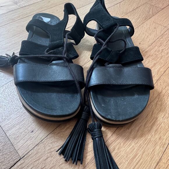 UGG Maryssa Gladiator Sandals 7.5 - Picture 2 of 7